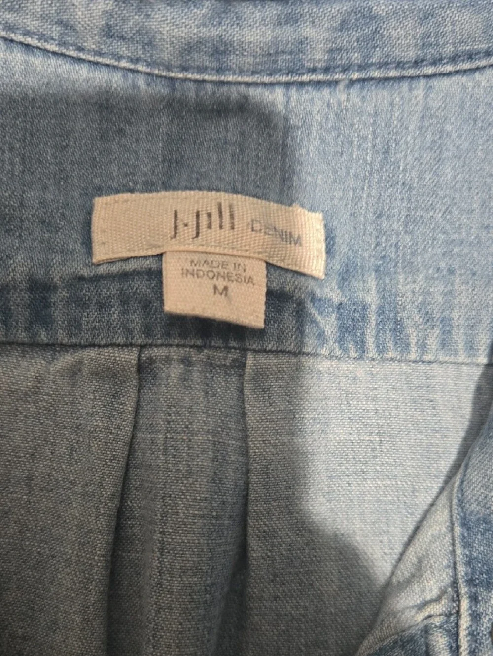J Jill Light Wash Denim Button-Up Shirt